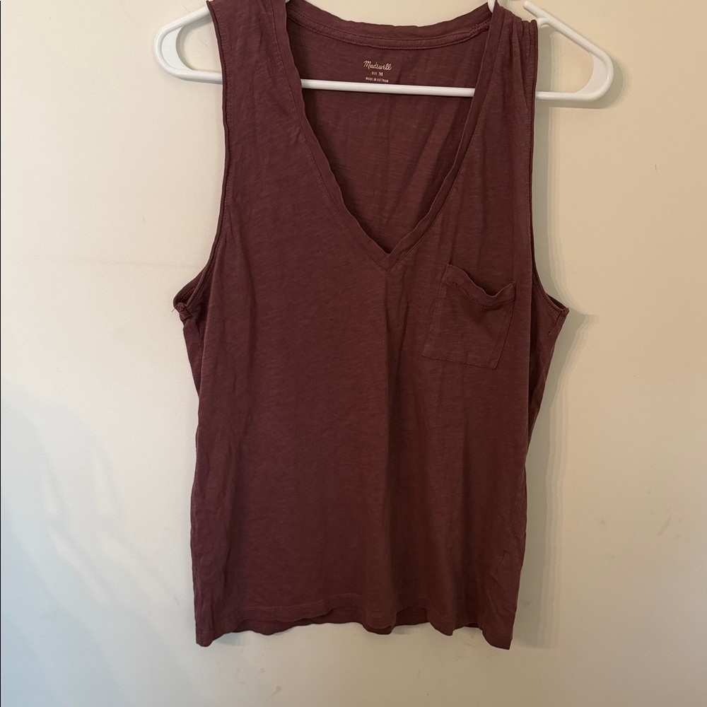 Madewell Sleeveless V-Neck Pocket Tank in Wine